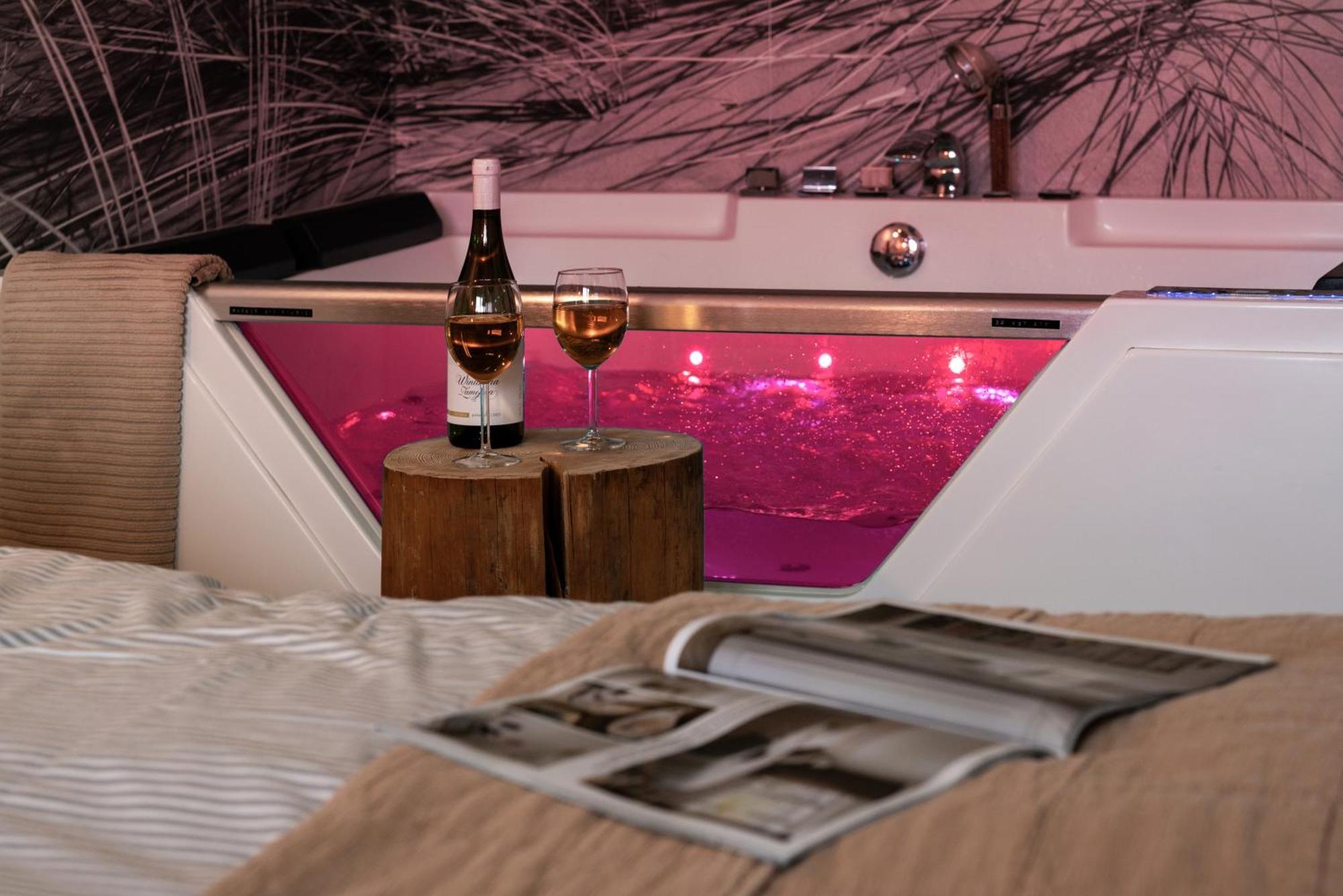 Apartament Z Jacuzzi & Sauna Chillout Kołobrzeg Buitenkant foto
